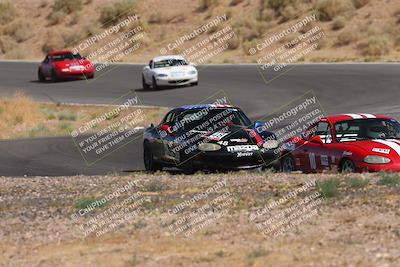 media/Jun-01-2025-CalClub SCCA (Sun) [[eae223c5dd]]/Group 5/Qualifying/